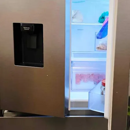 Oge's House * Bradford (West Yorkshire)