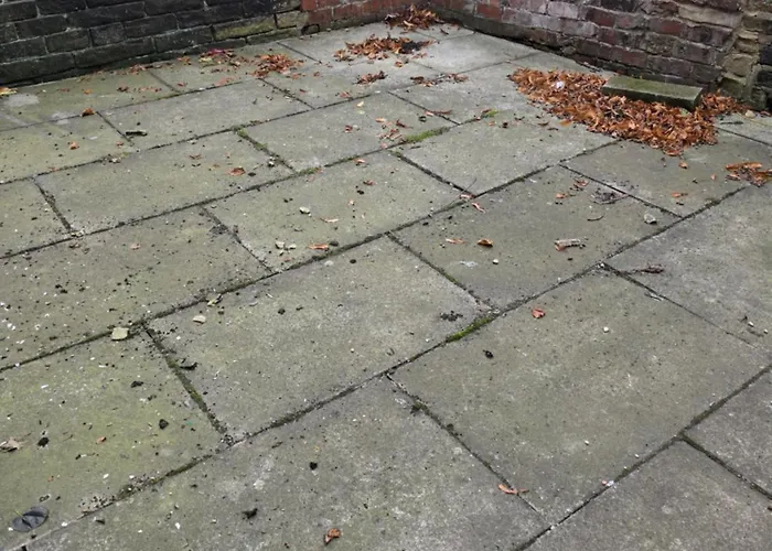 Oge's House * Bradford (West Yorkshire)