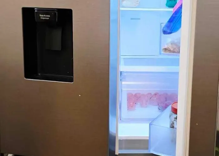 Oge's House * Bradford (West Yorkshire)