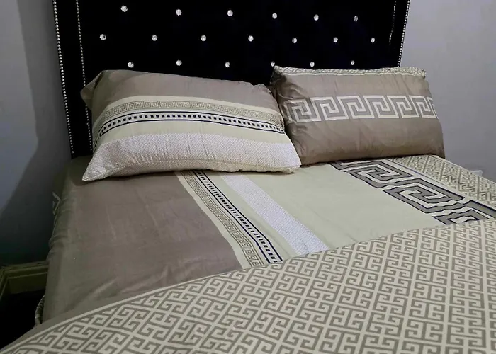 Oge's House Bradford (West Yorkshire)